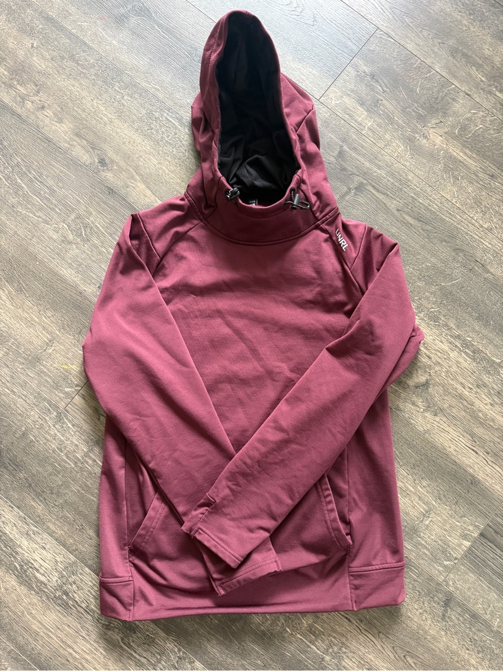 Men's Crewneck Hoodie Pullover in Deep Maroon